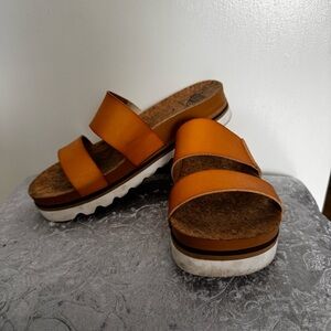 Reef Cushion Vista Hi - Natural